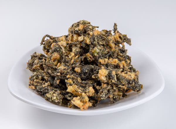 Fried Seaweed with Minced Pork (炸紫菜团)